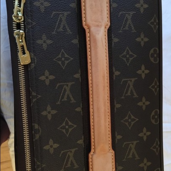 ❌SOLD❌Louis Vuitton monogram pegasse 55 Luggage - Picture 6 of 9